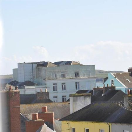 Апартаменты Caldey View Тенби Экстерьер фото